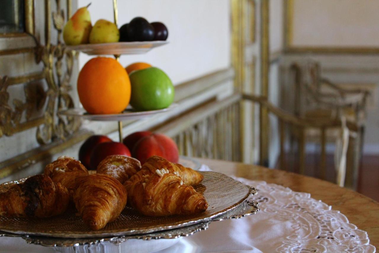 Palazzo Bernardini B & B Матера Екстериор снимка