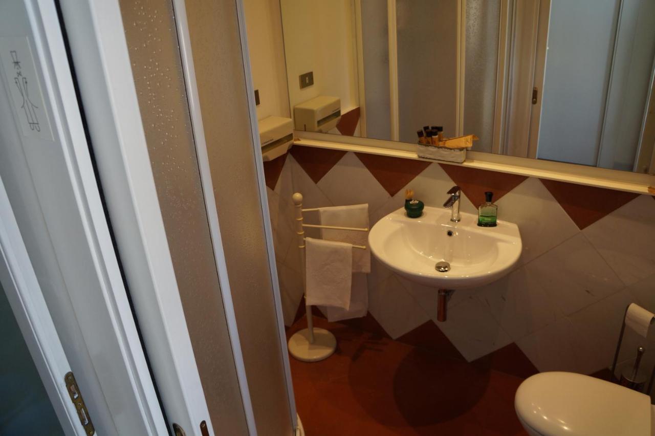 Palazzo Bernardini B & B Матера Екстериор снимка
