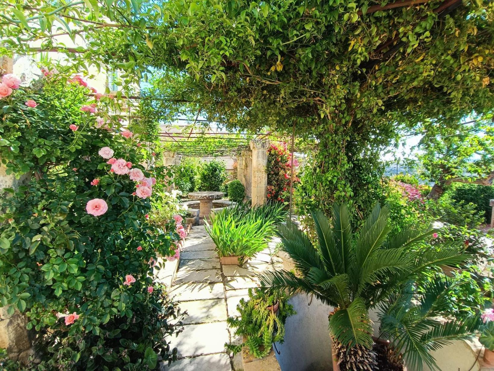 Palazzo Bernardini B & B Матера Екстериор снимка